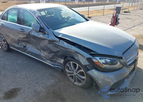 2016 Mercedes-Benz C 300 из США, поврежденный, VIN 55SWF4JB3GU132566